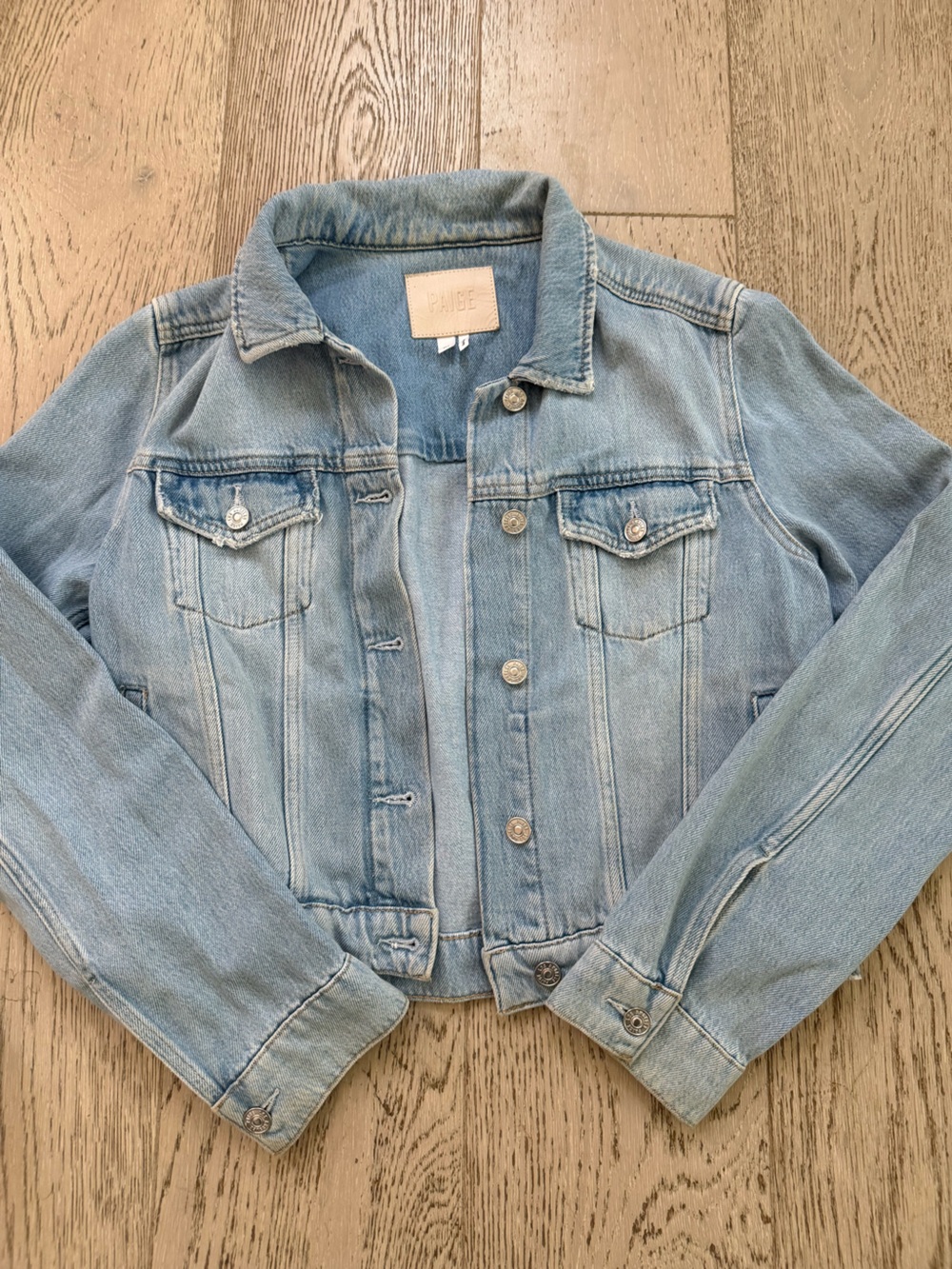 PAIGE Vivian cropped Sonata Distressed Light Blue Cropped Denim Jacket